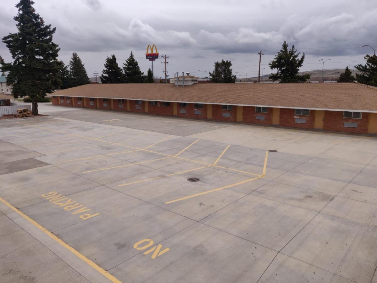Skyline Motor Motel 2*